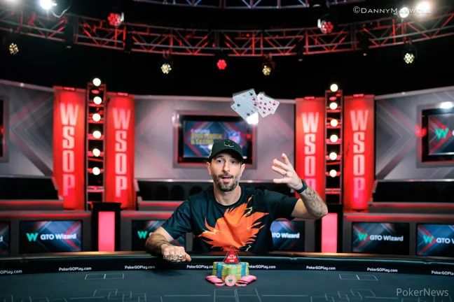 【APT扑克】2023 WSOP | 美国牌手Brian Rast在赛事43击败99名参赛者  摘得第六条WSOP金手链